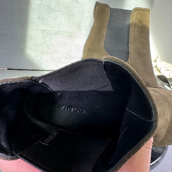 Vince Henderson Water Resistant Green Suede Chelsea Ankle Boot Size 8.5M US - Picture 9 of 9